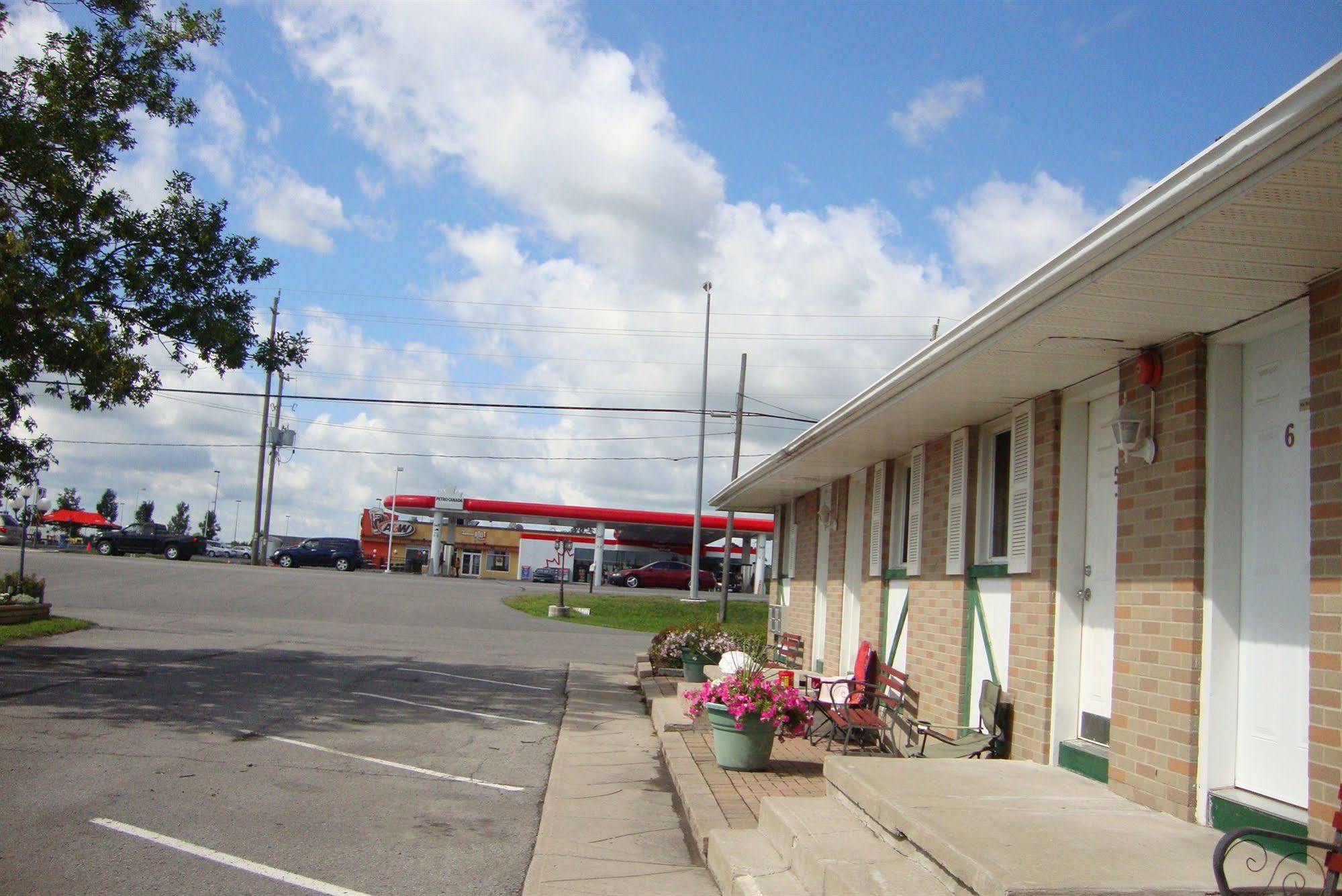 Royal Napanee Inn Greater Napanee Luaran gambar